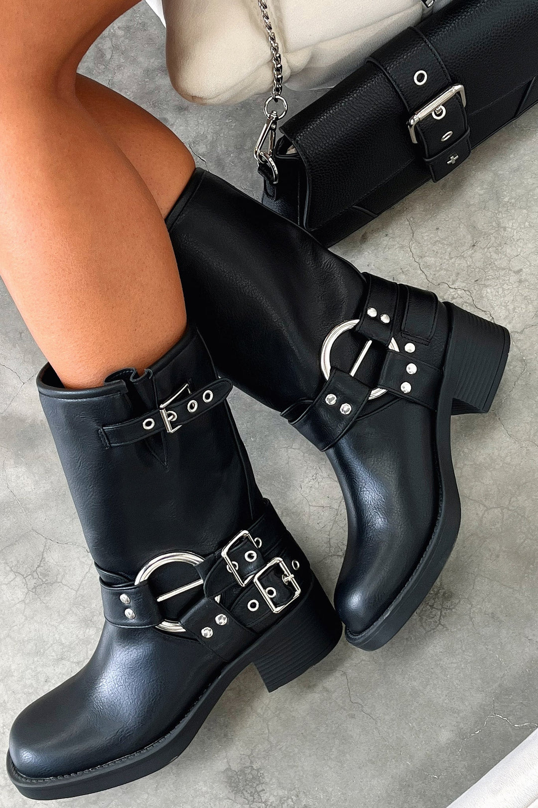 Womens Block Heel Chunky Lug Sole Boots