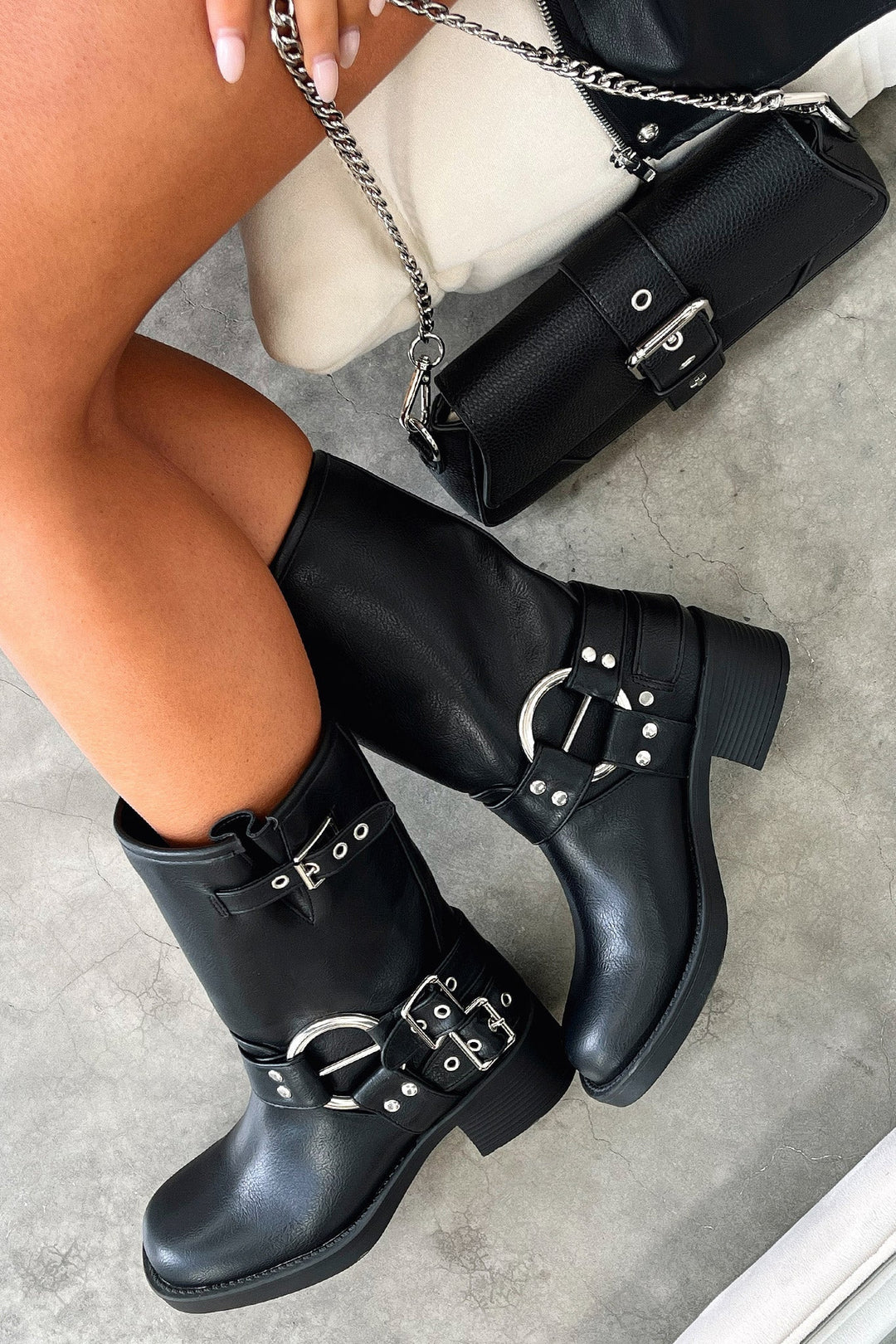 Womens Block Heel Chunky Lug Sole Boots